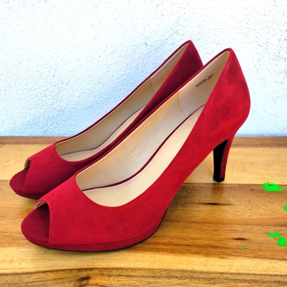 By CL Laundry Heels Shoes Women's Size 10 - Picture 4 of 16